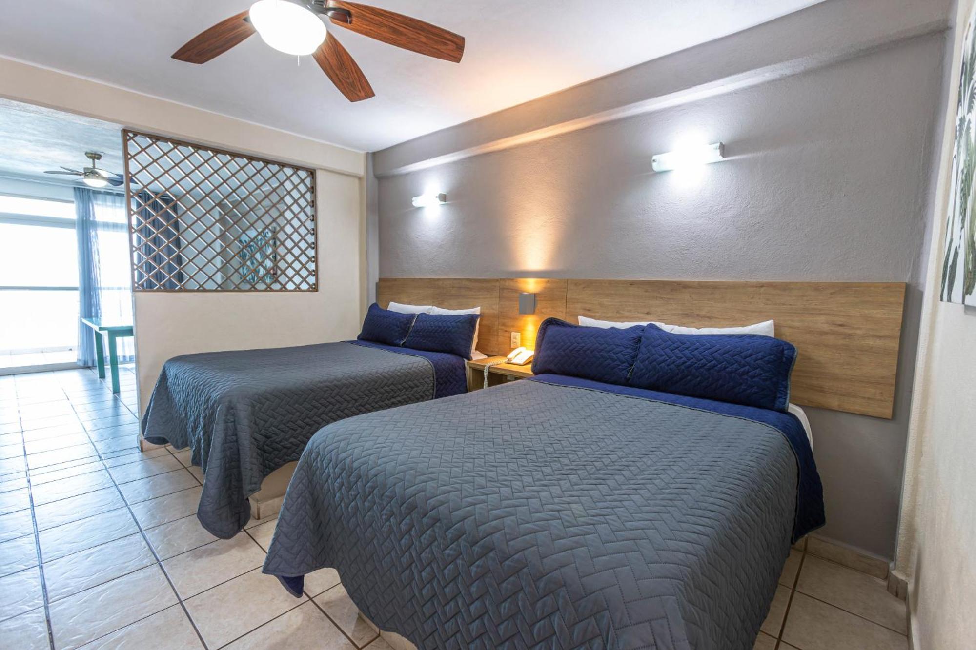 Torreblanca Beach Hotel And Suites Guayabitos - Desayuno Y Comida Incluido 린콘 데 구아야비토스 외부 사진